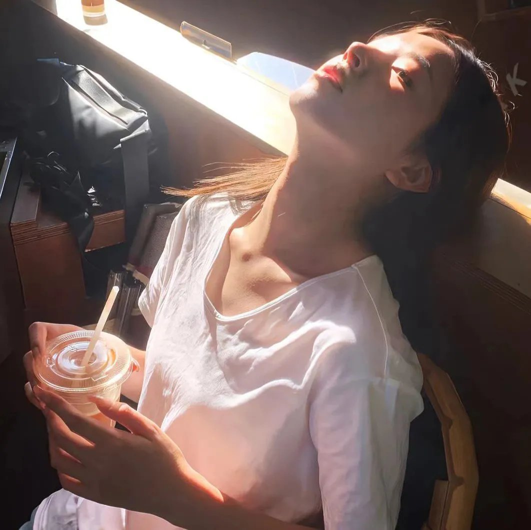 塔拉德加之夜海报